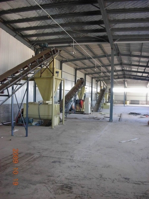 2 - 8mm 3 - 4 t/h Straw Powder Biomass Pellet Organic Fertilizer Production Line HKJ40F